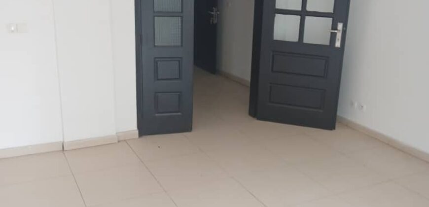 APPARTEMENT 04 PIECES