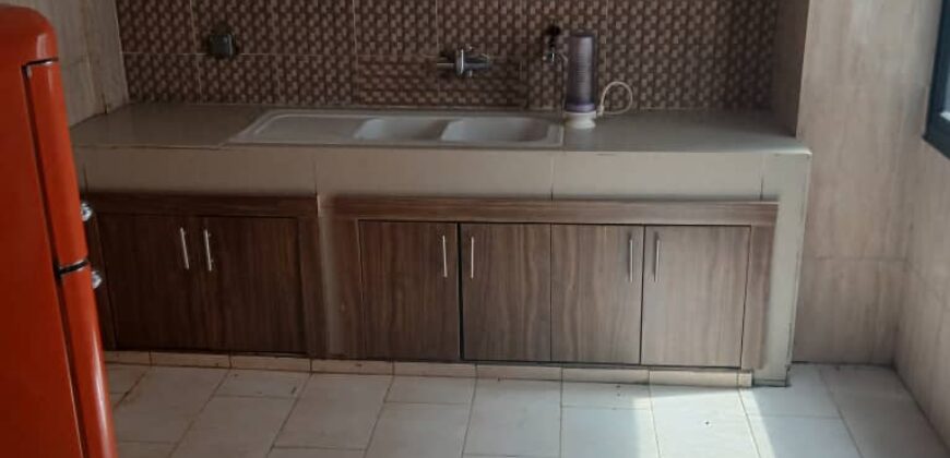 APPARTEMENT 04 PIECES