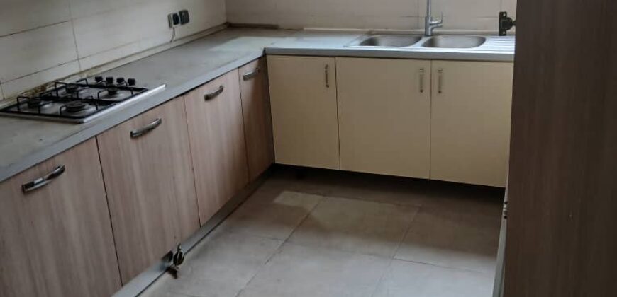 APPARTEMENT 04 PIECES