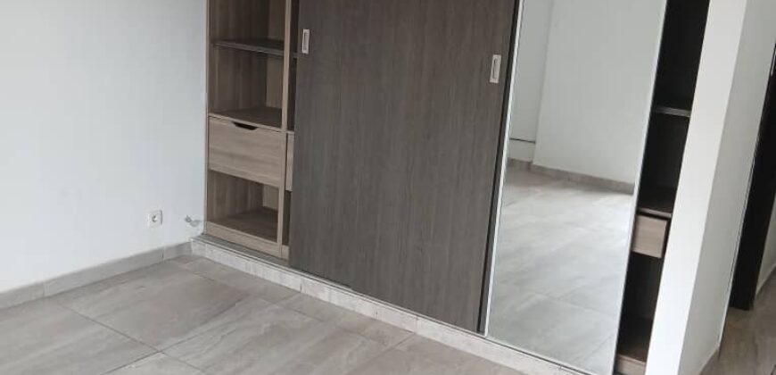 APPARTEMENT 04 PIECES