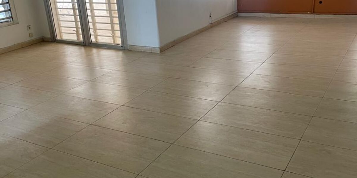 VILLA 4 PIECES (Bureau/Habitation)