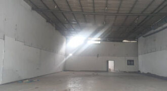 ENTREPÔT 900 m² | ZONE 4