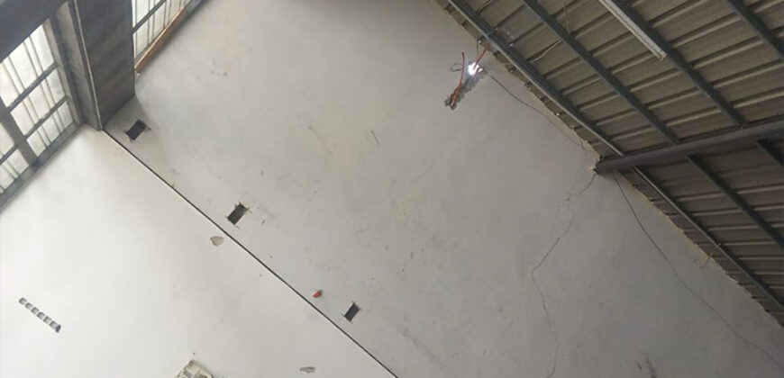 ENTREPÔT 900 m² | ZONE 4