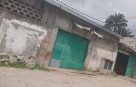 TERRAIN BÂTI, 838 m² | ZONE 4