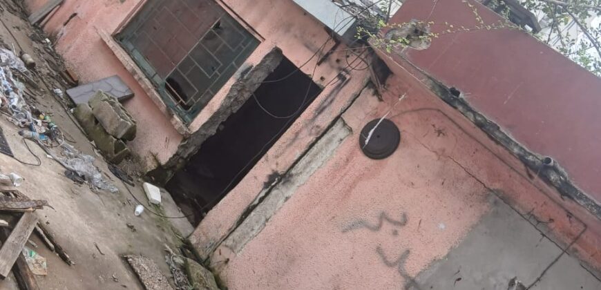 TERRAIN BÂTI, 838 m² | ZONE 4