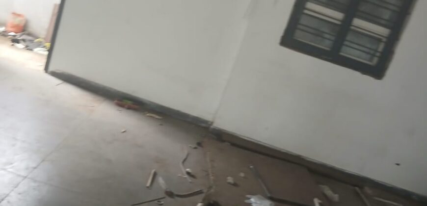 TERRAIN BÂTI, 838 m² | ZONE 4