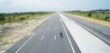 𝗧𝗘𝗥𝗥𝗔𝗜𝗡 𝗔̀ 𝗟𝗢𝗨𝗘𝗥 – 𝟮𝟬 𝟬𝟬𝟬 𝗺² (𝟮 𝗛𝗘𝗖𝗧𝗔𝗥𝗘𝗦)